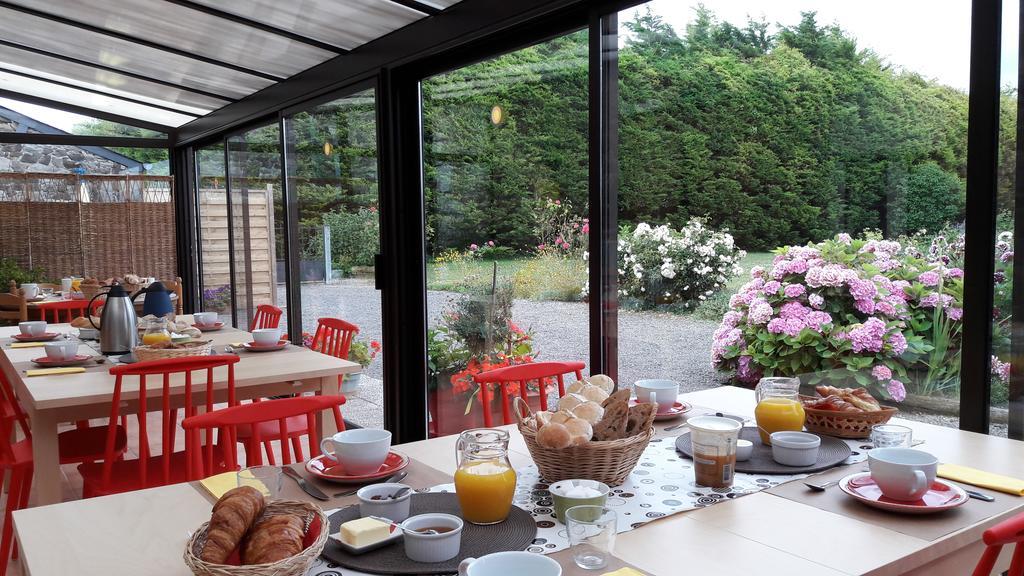 Maison De La Croix Galliot Bed and Breakfast Cherrueix Exteriör bild